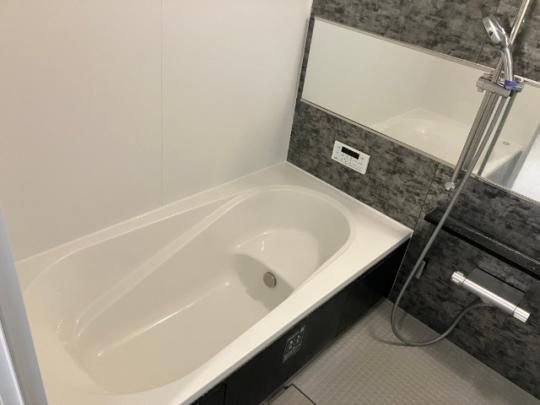 �y���̑��z�@�o�X�^�V�����[