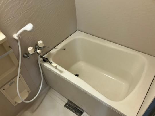 �y���̑��z�@�o�X�^�V�����[