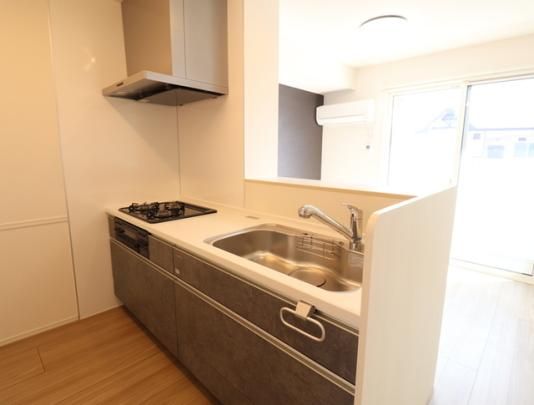 �y���̑��z�@202�L�b�`��