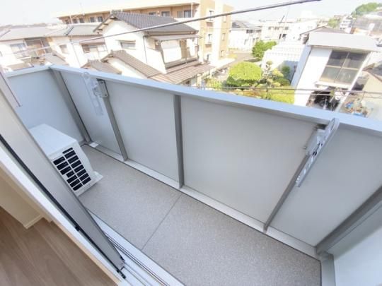 �y���̑��z�@202�o���R�j�[