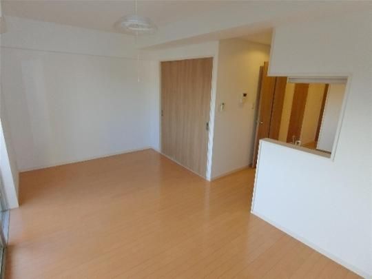 �y���̑��z�@���r���O