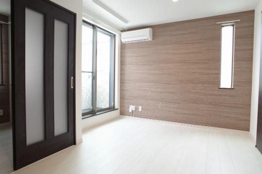 �y���̑��z�@���^�^�C�v���ʐ^�͕ʕ����̂��̂ł��B