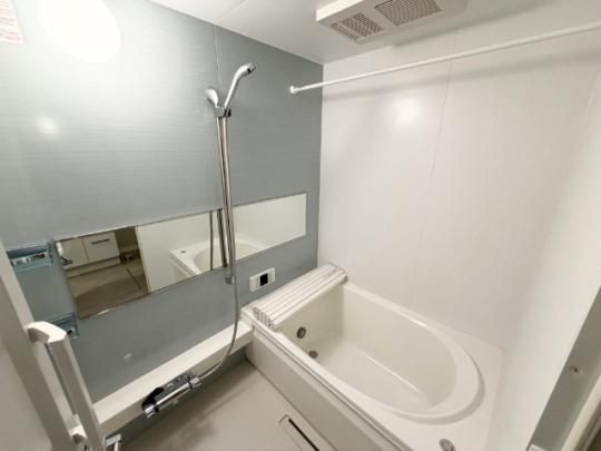 �y���̑��z�@�o�X�^�V�����[