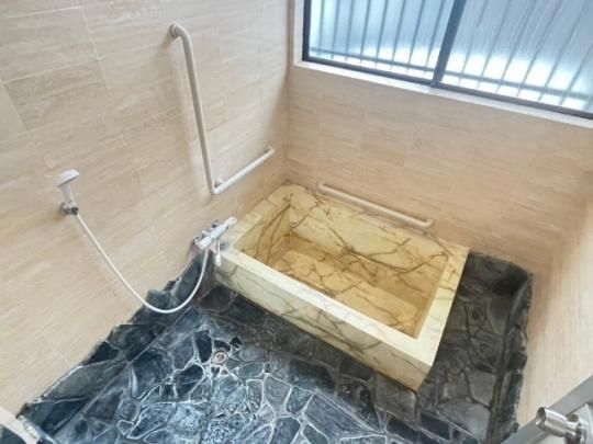 �y���̑��z�@�o�X�^�V�����[