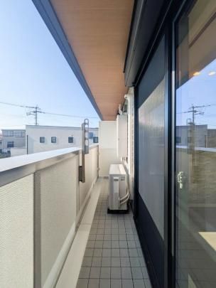 �y���̑��z�@�o���R�j�[