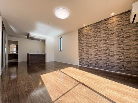 �y���̑��z�@���r���O