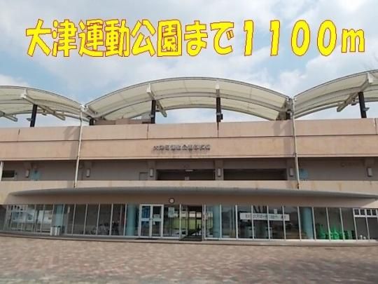 yӁz@É^F1100m