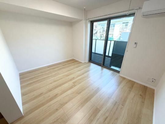 �y���̑��z�@���r���O