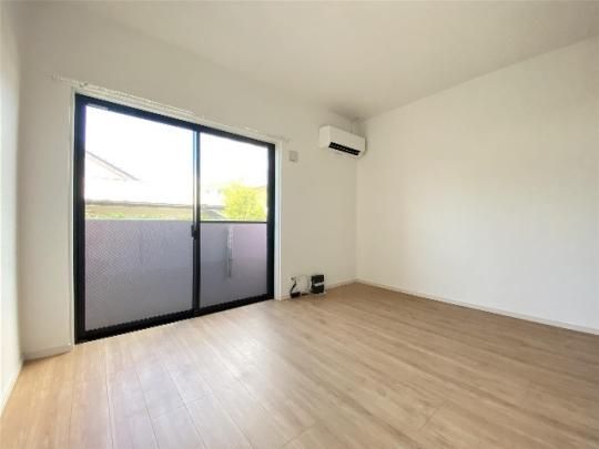 �y���̑��z�@���r���O