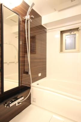 �y���̑��z�@�o�X�^�V�����[