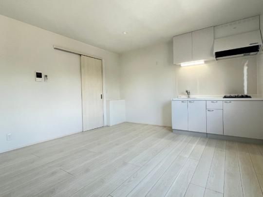 �y���̑��z�@���r���O