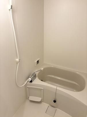 �y���̑��z�@�o�X�^�V�����[