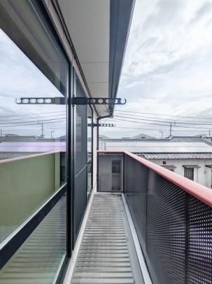 �y���̑��z�@�o���R�j�[