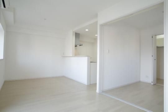 �y���̑��z�@���r���O