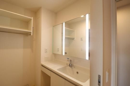 �y���̑��z�@�T301�@���ʉ��ϑ�