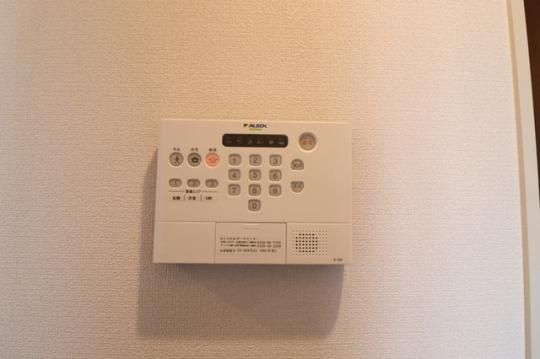 �y���̑��z�@�T301�@�z�[���Z�L�����e�B