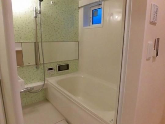 �y���̑��z�@�o�X�^�V�����[