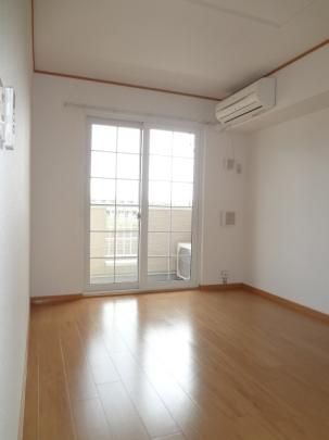 �y���̑��z�@���r���O