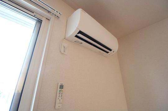 �y���̑��z�@�G�A�R��