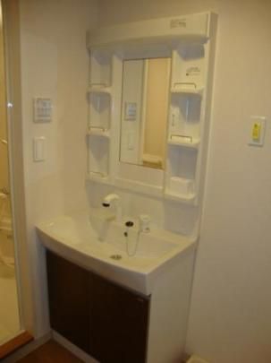 �y���̑��z�@�������ʉ��ϑ�