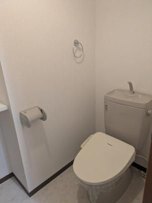 �y���̑��z�@�g�C��