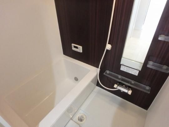 �y���̑��z�@�o�X�^�V�����[