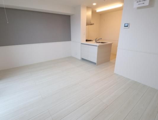 �y���̑��z�@���r���O