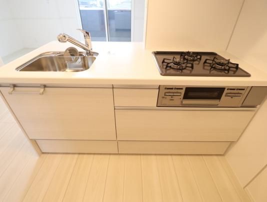 �y���̑��z�@�L�b�`��