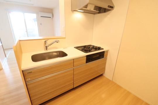 �y���̑��z�@205�@�L�b�`��