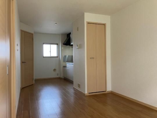 �y���̑��z�@���r���O