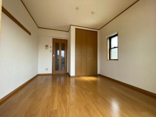 �y���̑��z�@���r���O