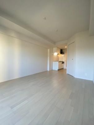 �y���̑��z�@���r���O