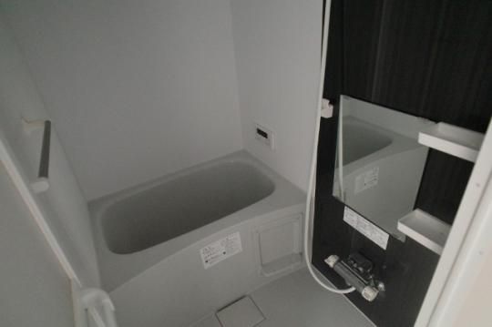 �y���̑��z�@�o�X�^�V�����[