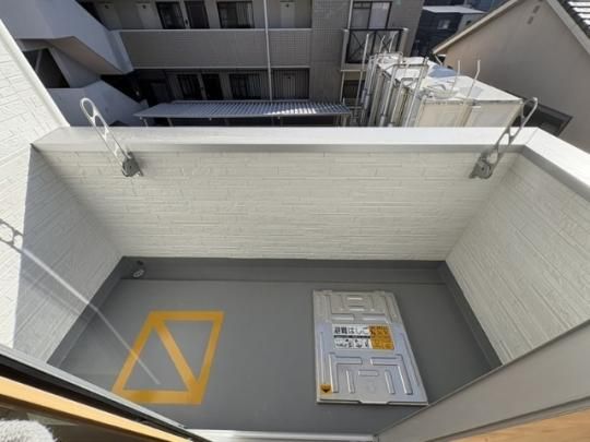 �y���̑��z�@�o���R�j�[