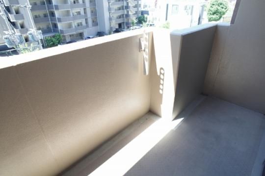 �y���̑��z�@�o���R�j�[