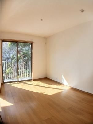 �y���̑��z�@���r���O