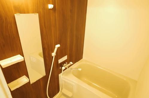 �y���̑��z�@�o�X�^�V�����[