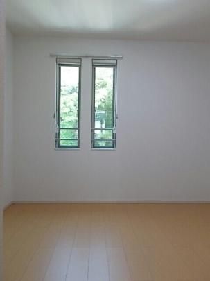 �y���̑��z�@���ԏ�