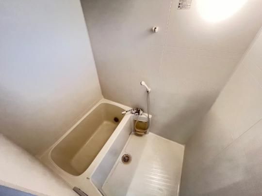 �y���̑��z�@�o�X�^�V�����[