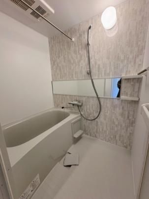 �y���̑��z�@�o�X�^�V�����[