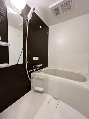 �y���̑��z�@�o�X�^�V�����[