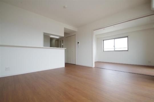 �y���̑��z�@���r���O