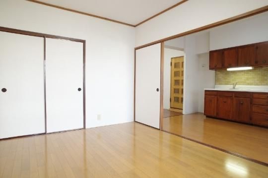 �y���̑��z�@���r���O