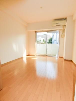 �y���̑��z�@���r���O