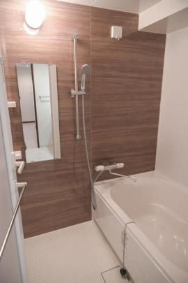 �y���̑��z�@�o�X�^�V�����[