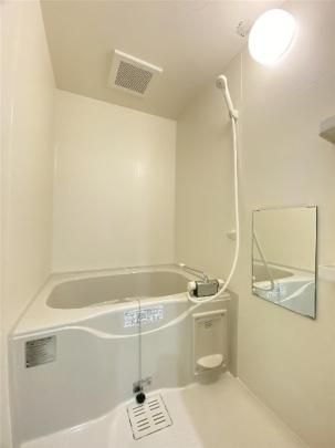 �y���̑��z�@�o�X�^�V�����[