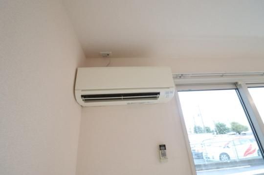 �y���̑��z�@103�@�G�A�R��