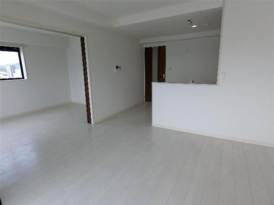 �y���̑��z�@���r���O