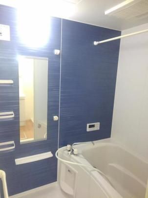 �y���̑��z�@�o�X�^�V�����[