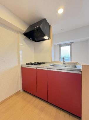 �y���̑��z�@�L�b�`��